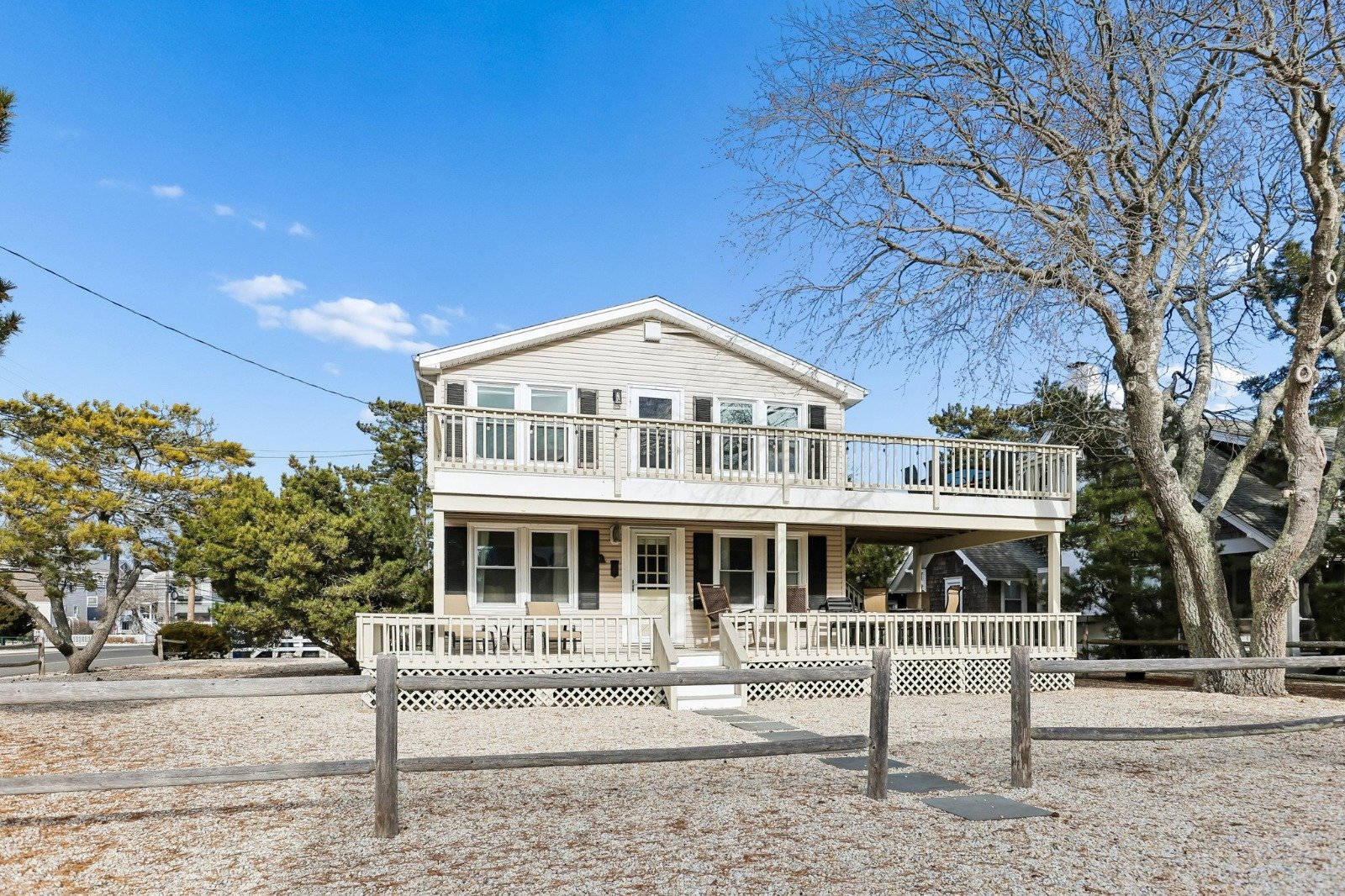 223-225 Stratford Avenue, Beach Haven