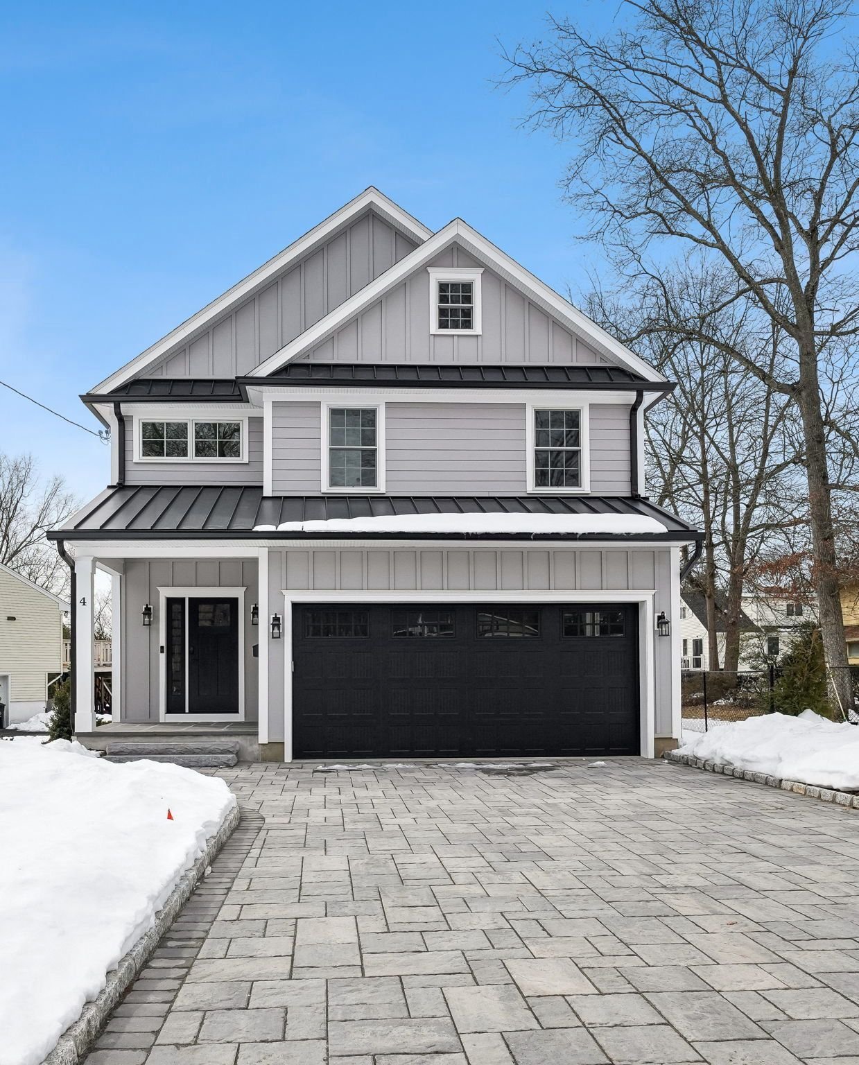 4 Plymouth Drive, Livingston